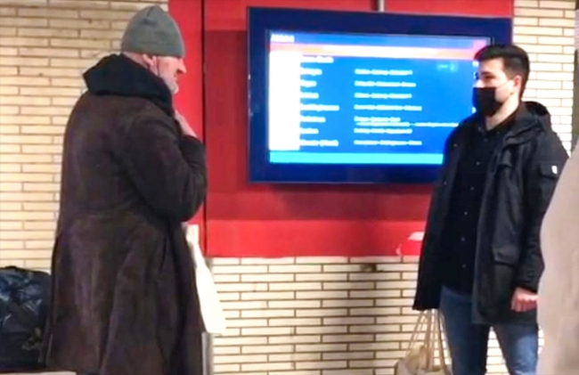 Almanya'da Müslüman gençlerden evsizler için yardım kampanyası